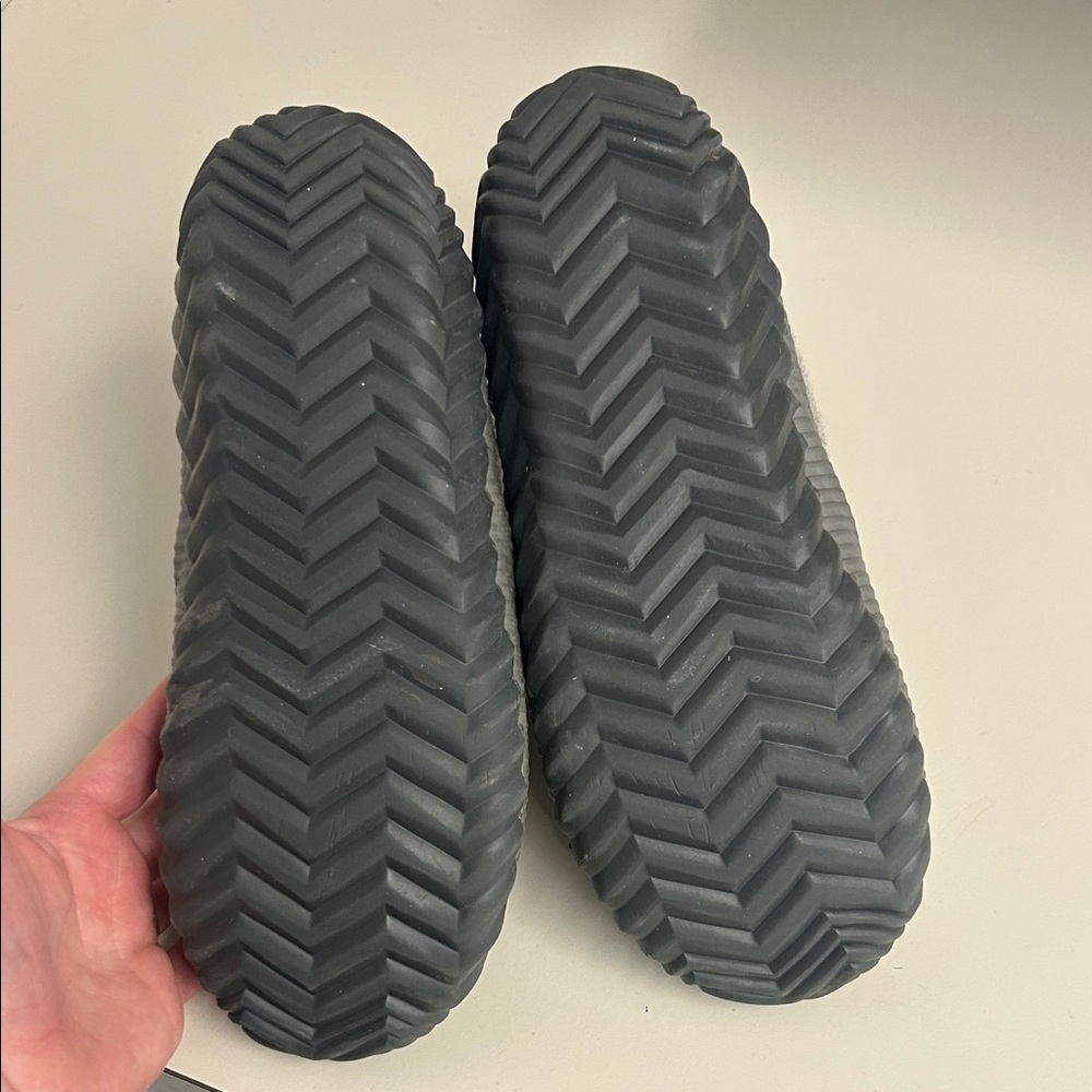 Sorel Snow Boots - Picture 5 of 7